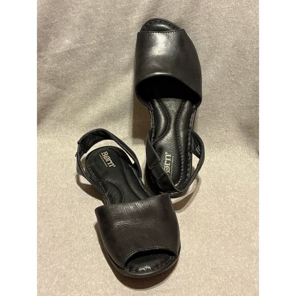 Born Size 7 Black Leather Sandals Women’s Shoes Excellent Condition - Picture 7 of 7